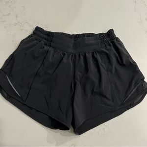 LULULEMON • Hotty Hot Shorts